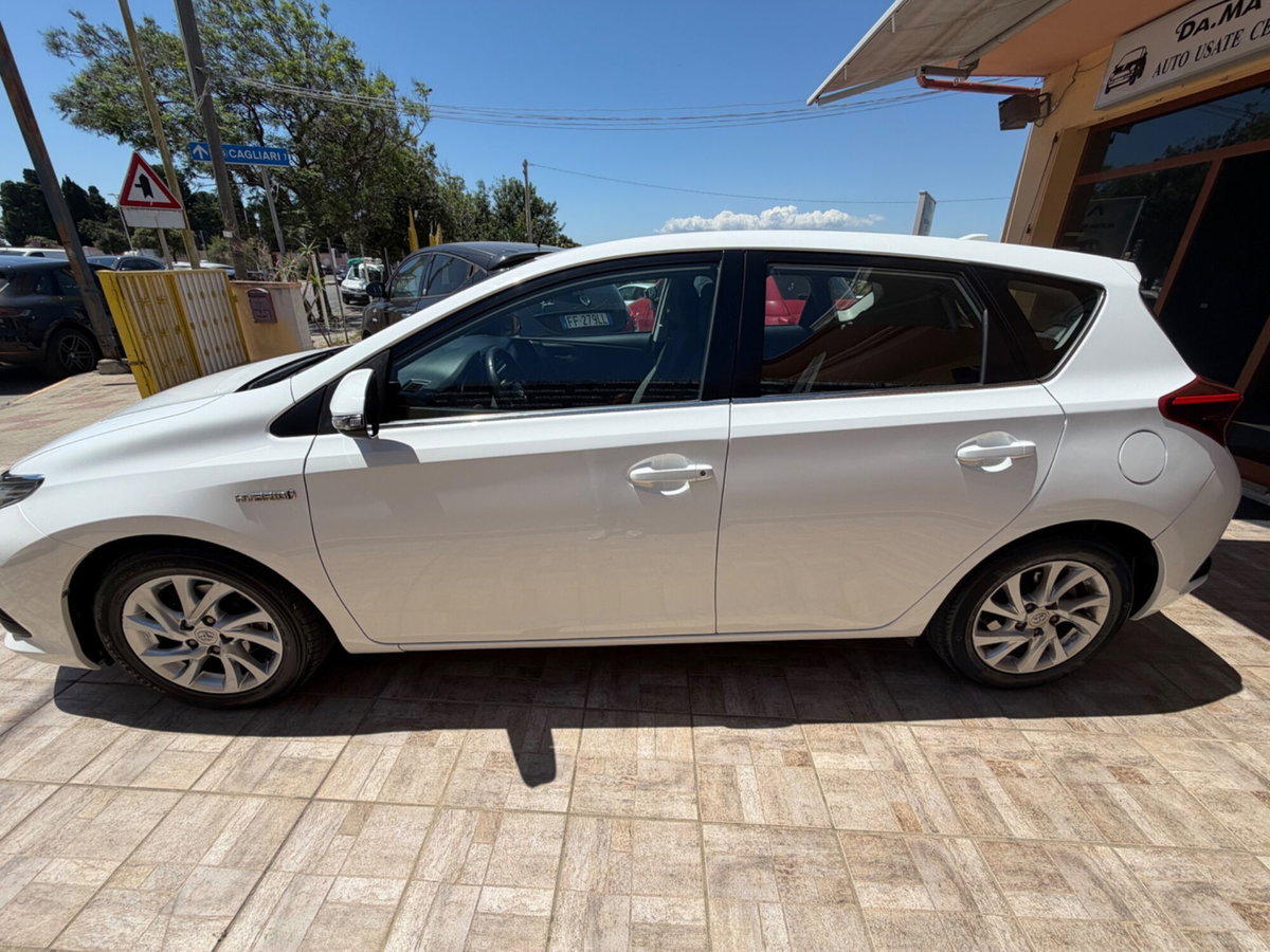 Toyota Auris 1.8 Hybrid Business Pack (6)