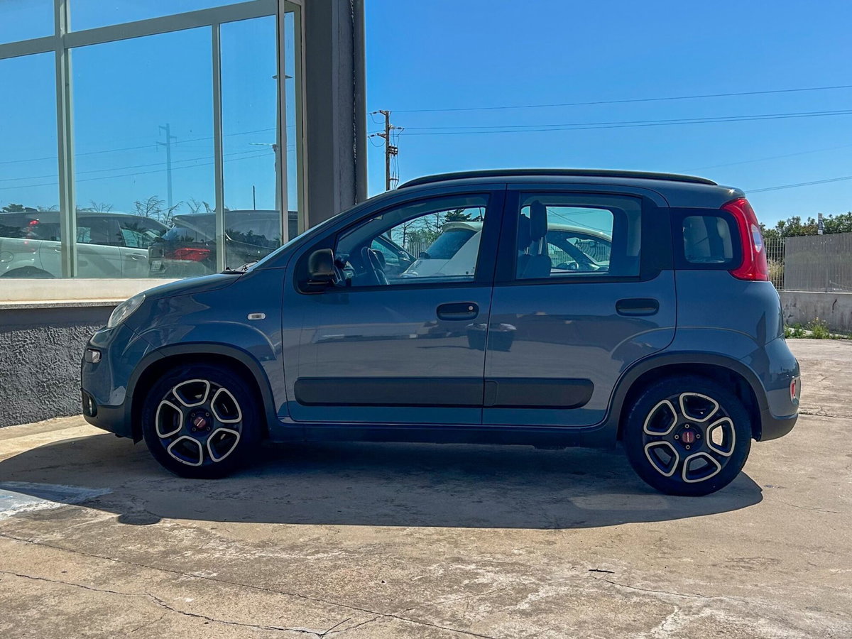 Fiat Panda 1.0 FireFly S&S Hybrid City Cross (4)