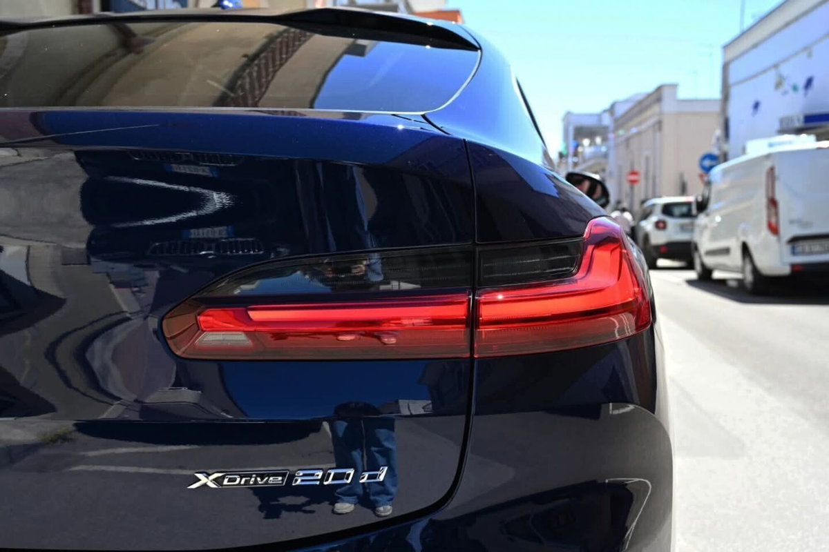 BMW X4 xDrive20d 48V (20)