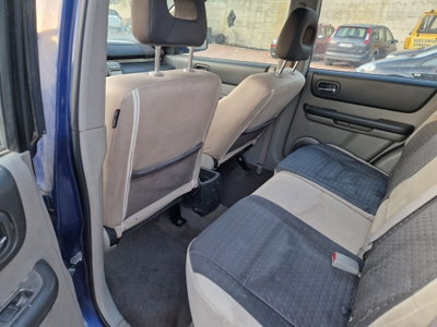 Nissan X-Trail 2.2 dCi Sport (12)