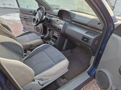 Nissan X-Trail 2.2 dCi Sport (14)