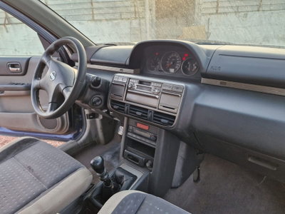 Nissan X-Trail 2.2 dCi Sport (15)