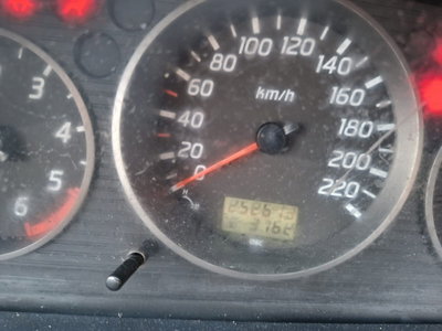 Nissan X-Trail 2.2 dCi Sport (16)