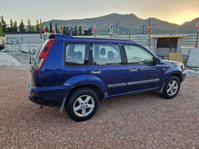 Nissan X-Trail 2.2 dCi Sport (3)