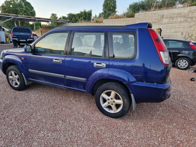 Nissan X-Trail 2.2 dCi Sport (7)