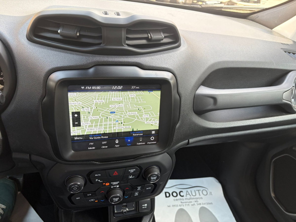 Jeep Renegade 1.6 Mjt 120 CV Limited (12)
