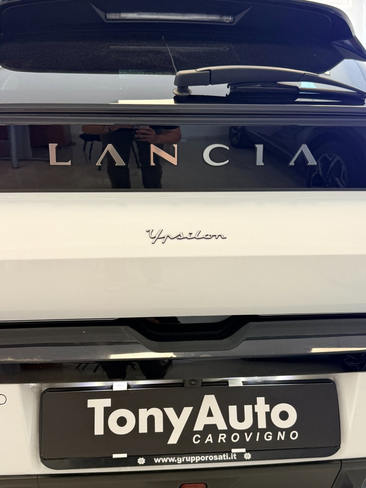 Lancia Ypsilon 1.2 mhev Edizione Limitata Cassina e-dct (17)