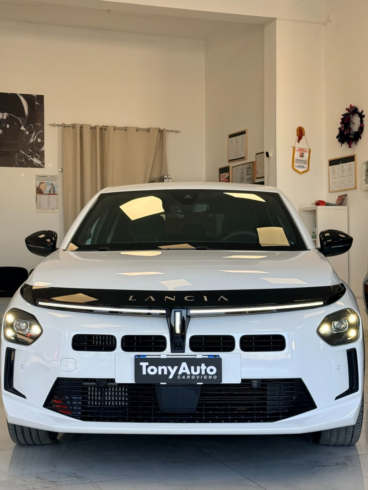 Lancia Ypsilon 1.2 mhev Edizione Limitata Cassina e-dct (5)
