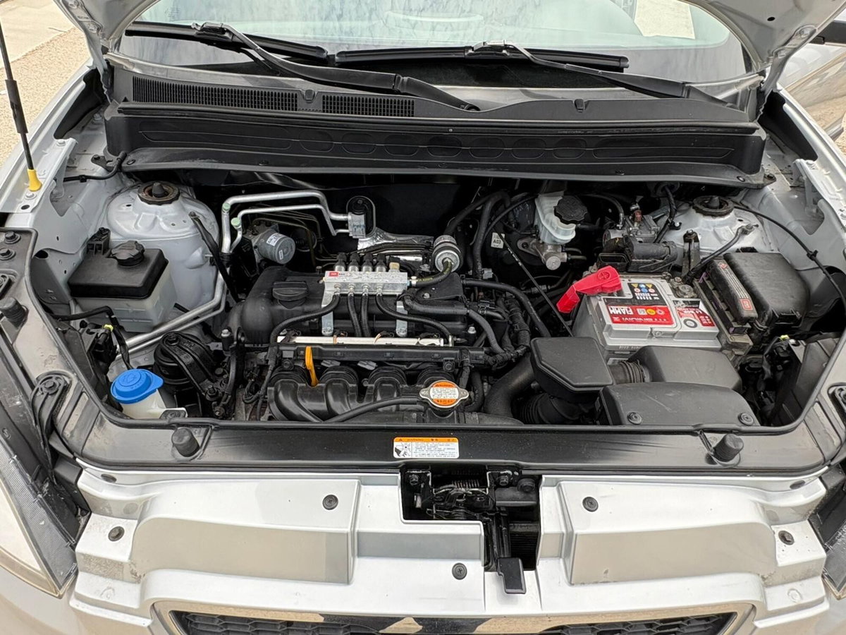 Kia Soul 1.6 CVVT Cool Bi-Fuel (10)