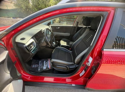 Kia Stonic 1.0 T-GDi 120 CV Energy (12)