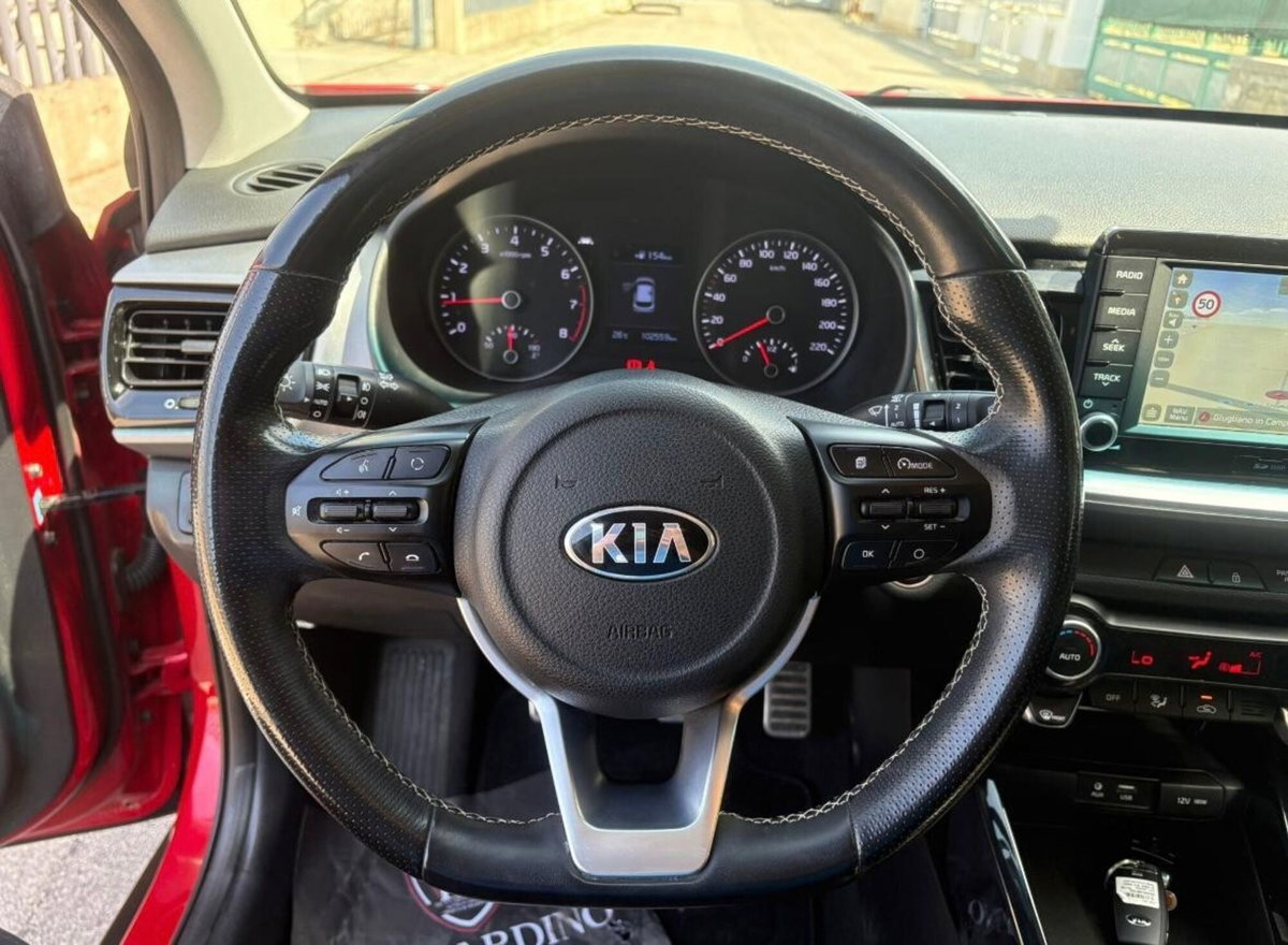 Kia Stonic 1.0 T-GDi 120 CV Energy (13)