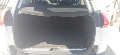 Peugeot 2008 e-HDi 92 CV Stop&Start ETG6 Allure (17)