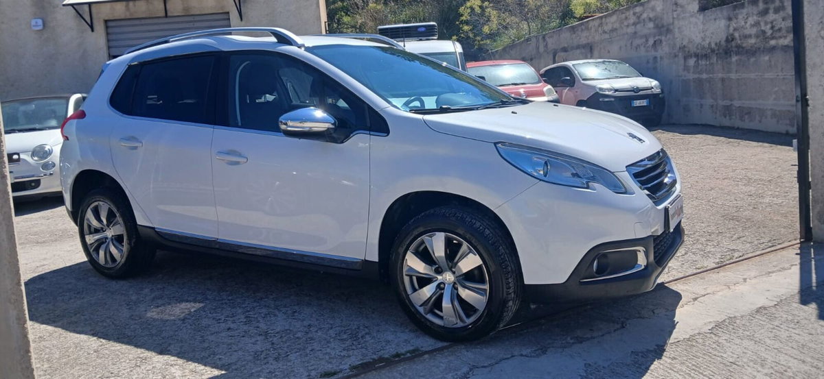Peugeot 2008 e-HDi 92 CV Stop&Start ETG6 Allure (2)
