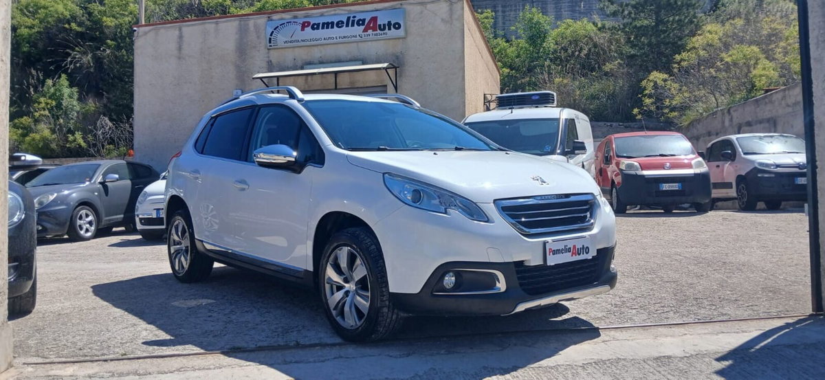 Peugeot 2008 e-HDi 92 CV Stop&Start ETG6 Allure (4)