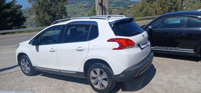 Peugeot 2008 e-HDi 92 CV Stop&Start ETG6 Allure (8)