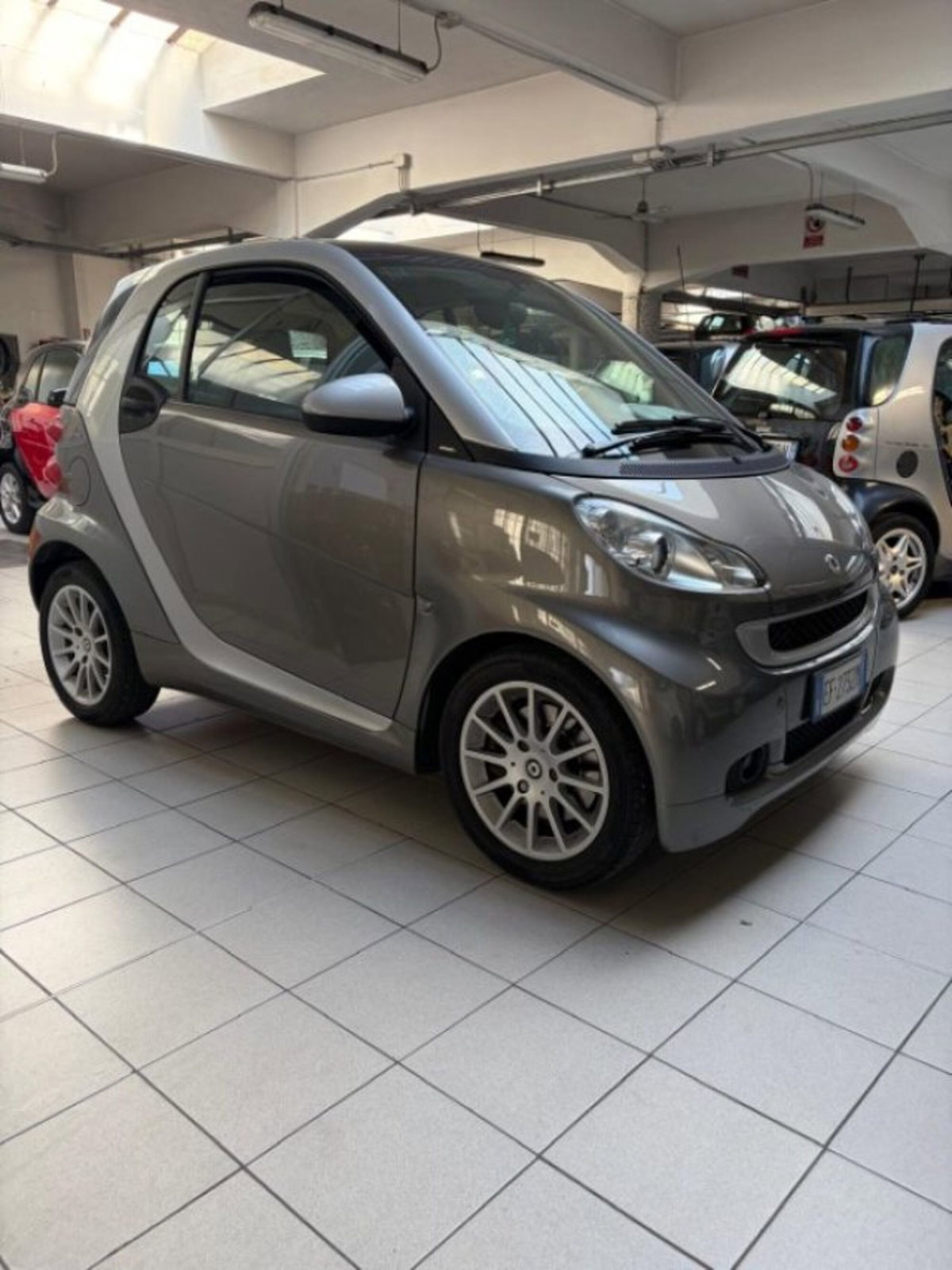 smart Fortwo 1000 52 kW MHD coupé passion (4)