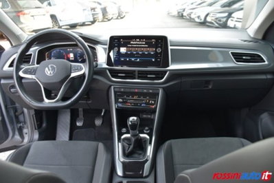 Volkswagen T-Roc 1.5 tsi Style (10)