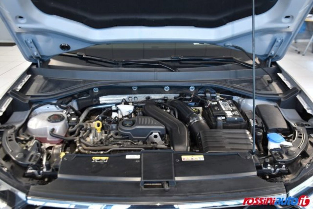 Volkswagen T-Roc 1.5 tsi Style (17)