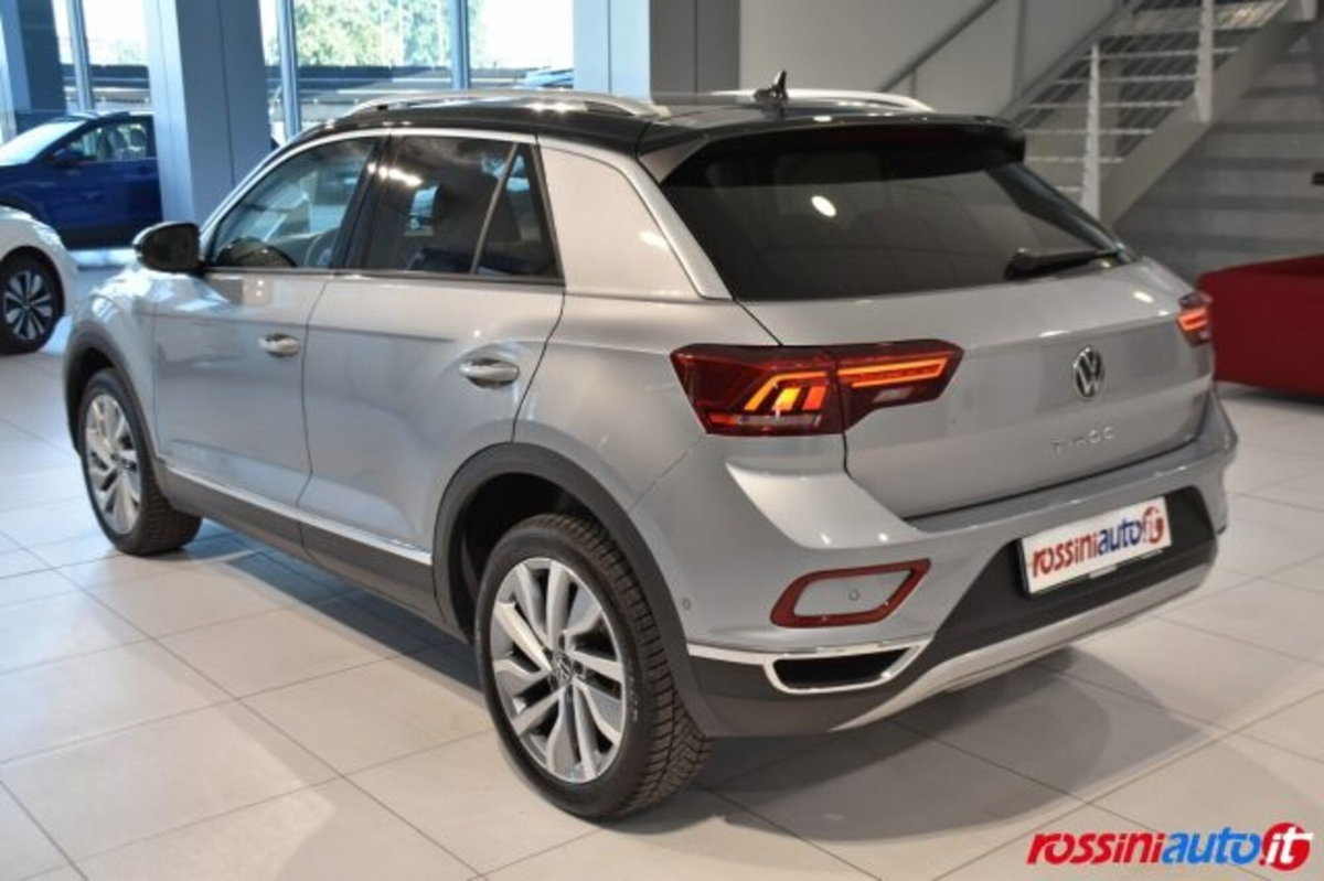 Volkswagen T-Roc 1.5 tsi Style (3)