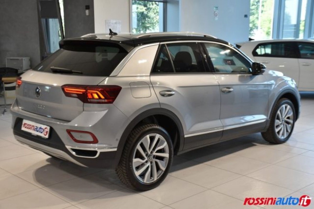 Volkswagen T-Roc 1.5 tsi Style (5)