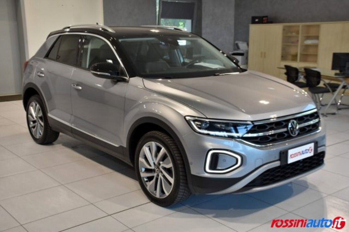 Volkswagen T-Roc 1.5 tsi Style (7)