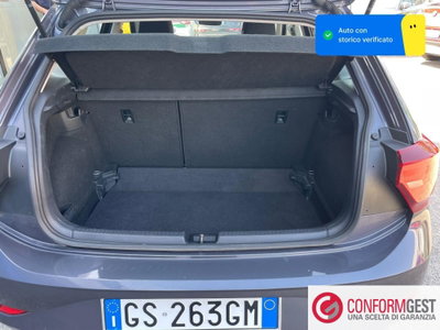 Volkswagen Polo 1.0 tsi Life 95cv (9)