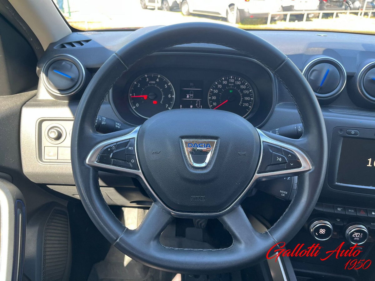 Dacia Duster 1.0 TCe 100 CV ECO-G 4x2 15th Anniversary (11)