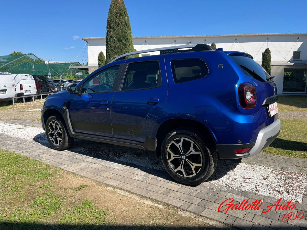 Dacia Duster 1.0 TCe 100 CV ECO-G 4x2 15th Anniversary (2)