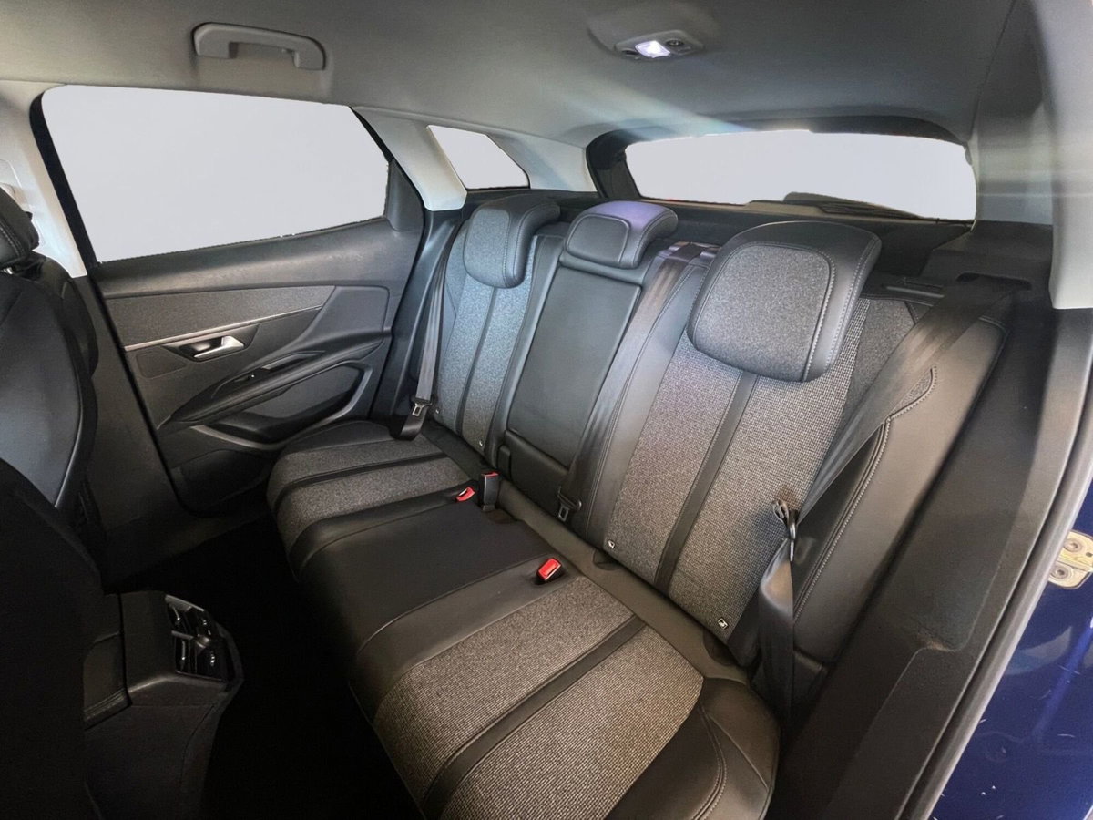 Peugeot 3008 BlueHDi 130 S&S EAT8 Allure Pack (10)