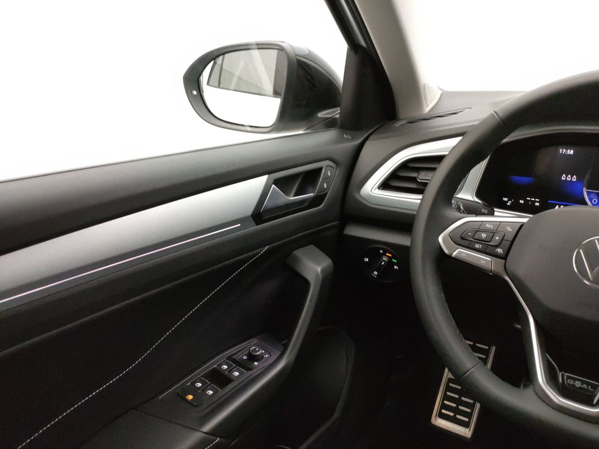 Volkswagen T-Roc 1.0 tsi Life 115cv (18)