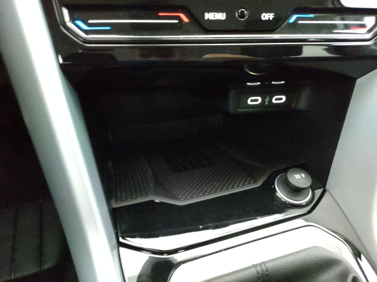 Volkswagen T-Roc 1.0 tsi Life 115cv (19)