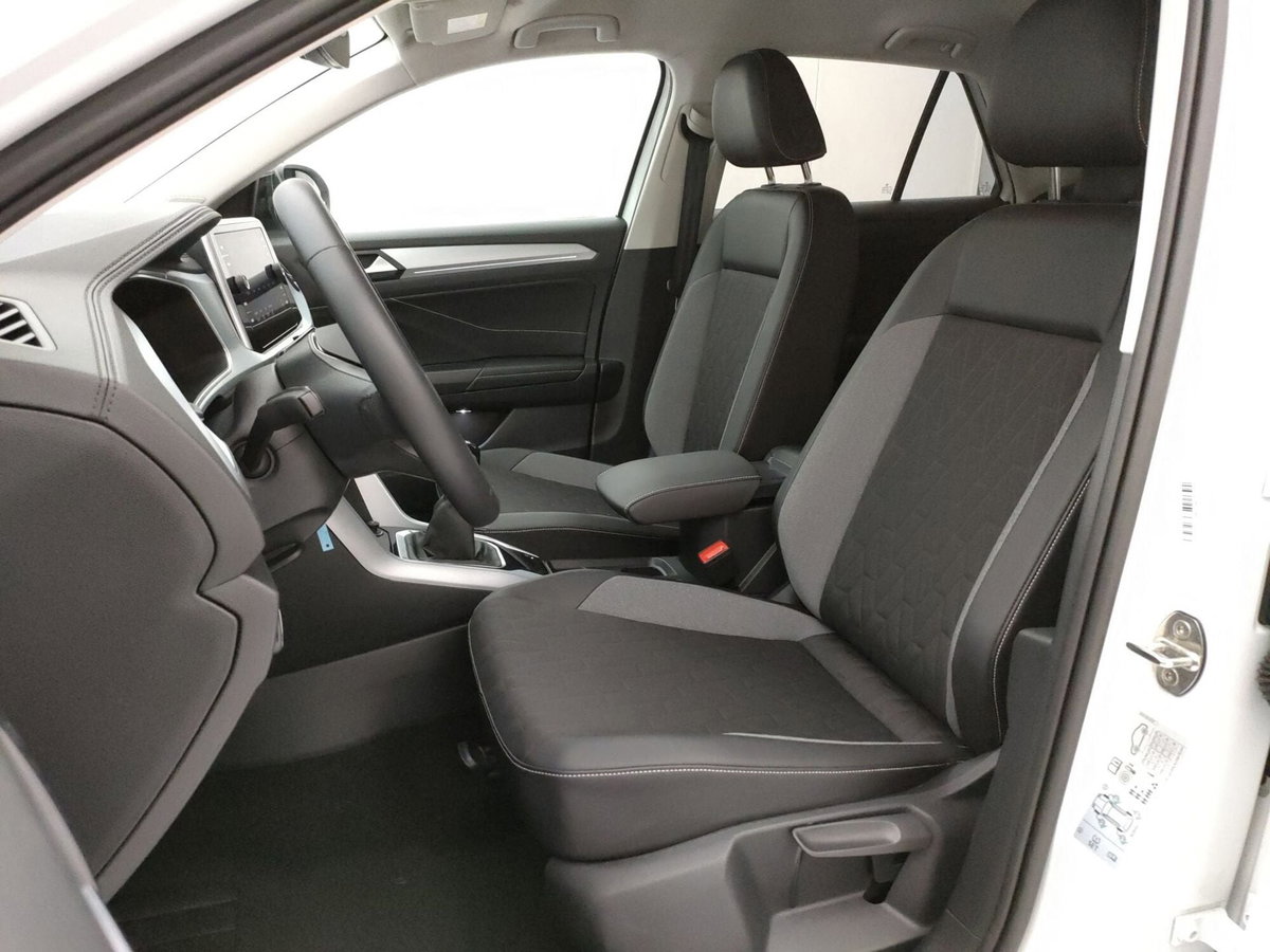 Volkswagen T-Roc 1.0 tsi Life 115cv (7)