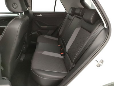 Volkswagen T-Roc 1.0 tsi Life 115cv (8)