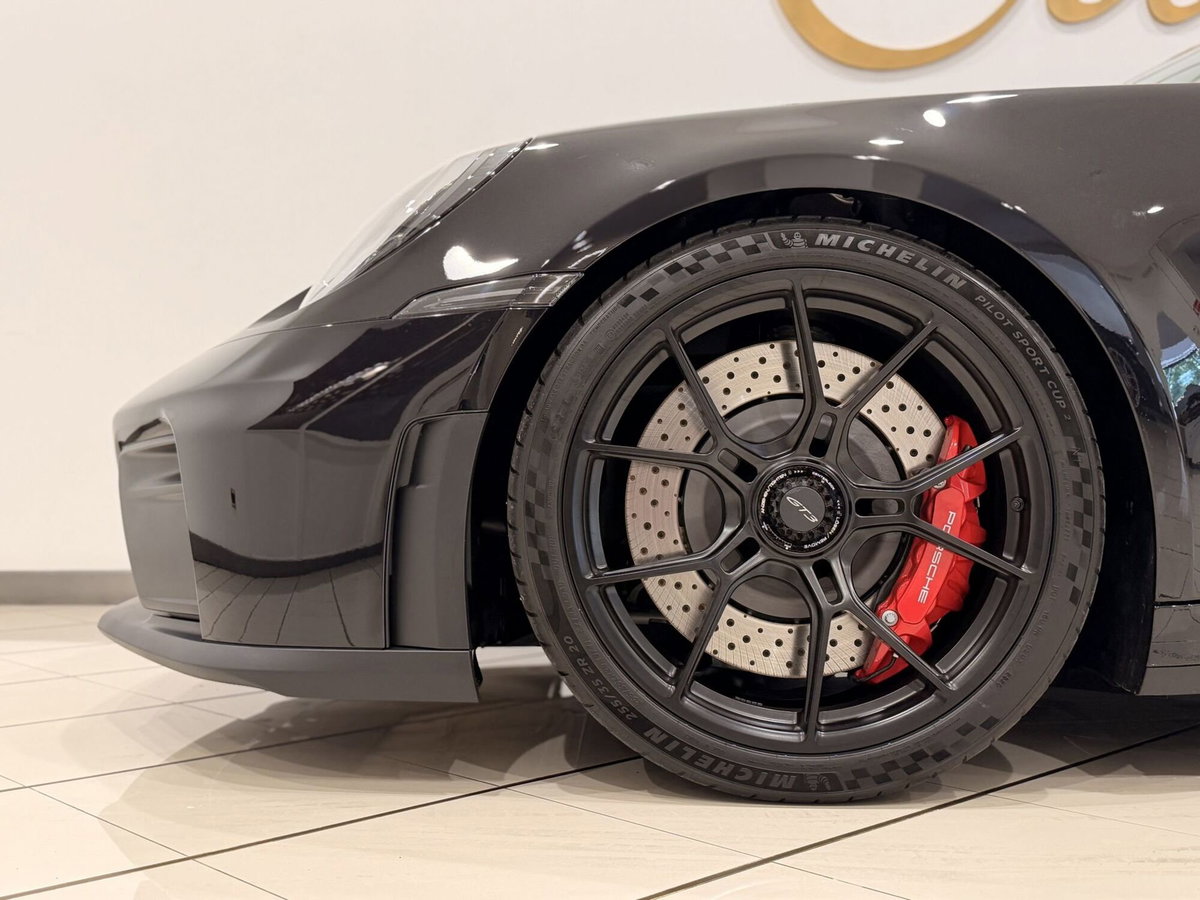 Porsche 911 Coupé 4.0 GT3 (13)