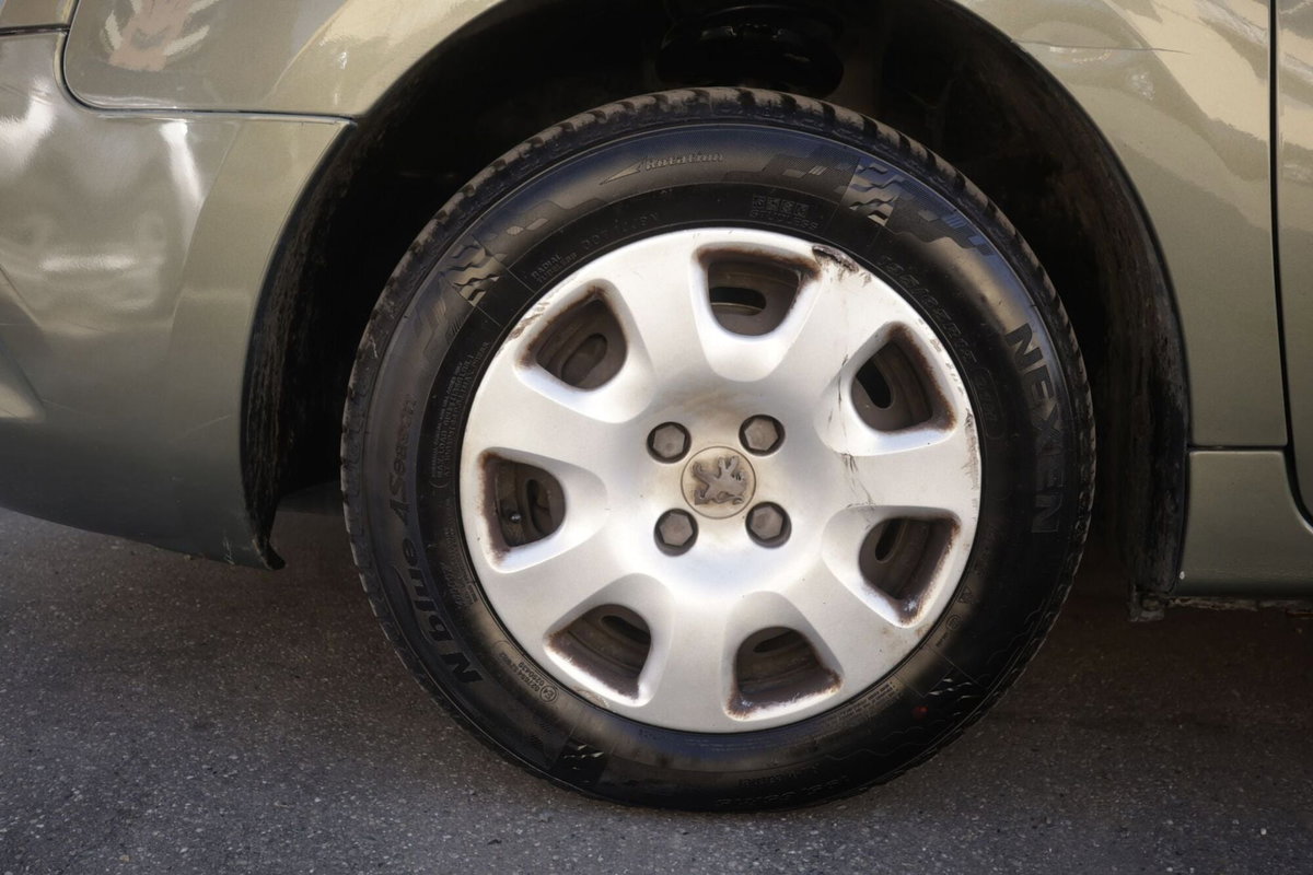 Peugeot Partner 1.6 HDi 90CV Premium (5)