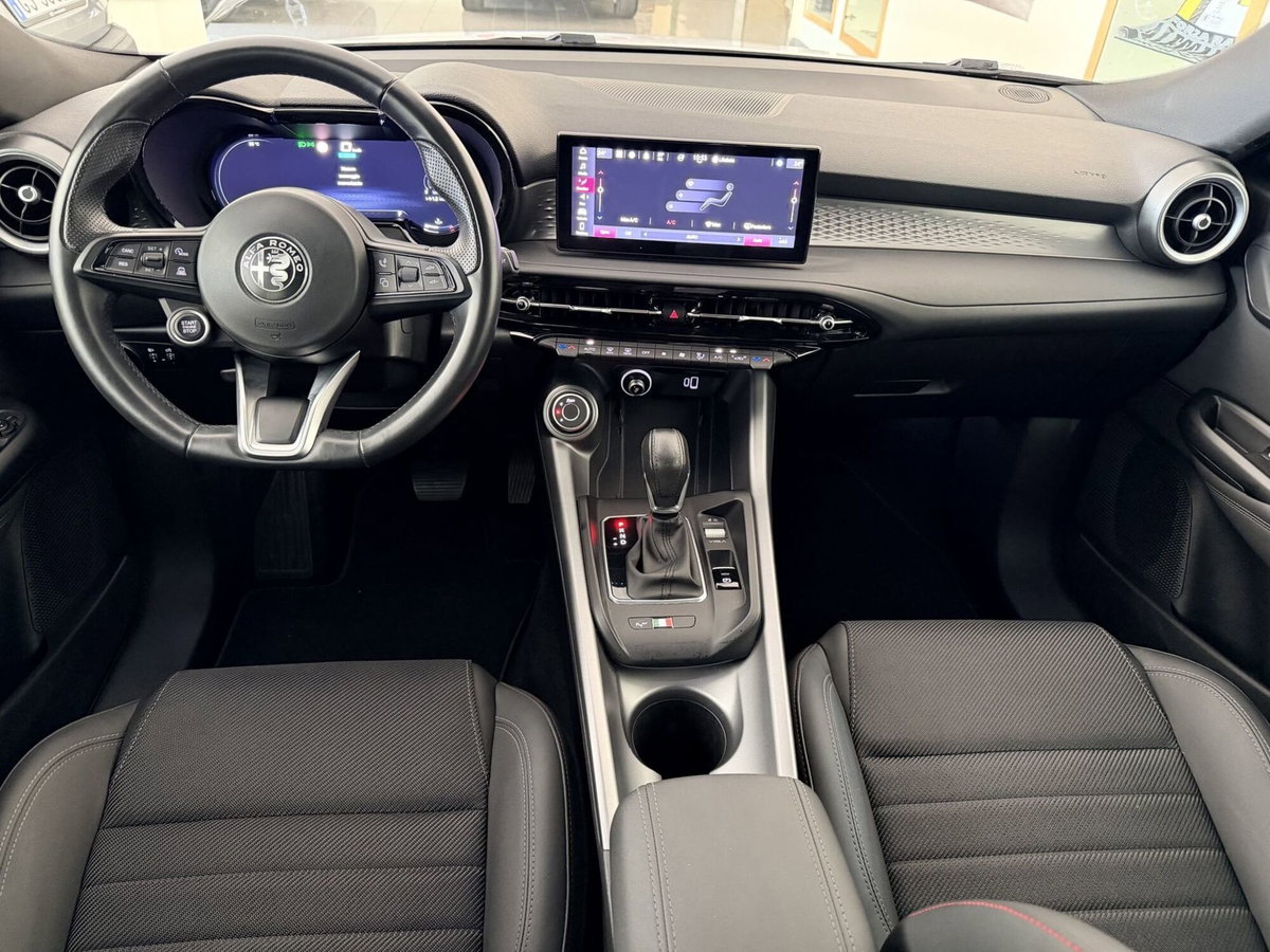 Alfa Romeo Tonale 1.5 hybrid Sprint 130cv tct7 (14)