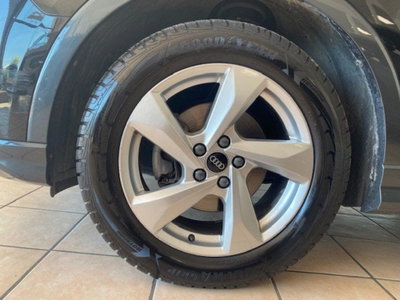 Audi Q3 35 TDI quattro S tronic Business Advanced (6)