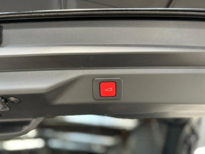 Peugeot 3008 1.2 hybrid GT 145cv e-dcs6 (16)