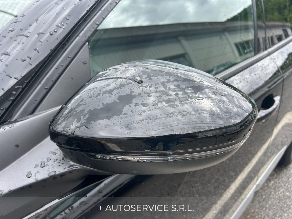 Peugeot 2008 1.2 turbo Allure 100cv (17)