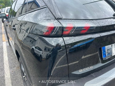 Peugeot 2008 1.2 turbo Allure 100cv (19)