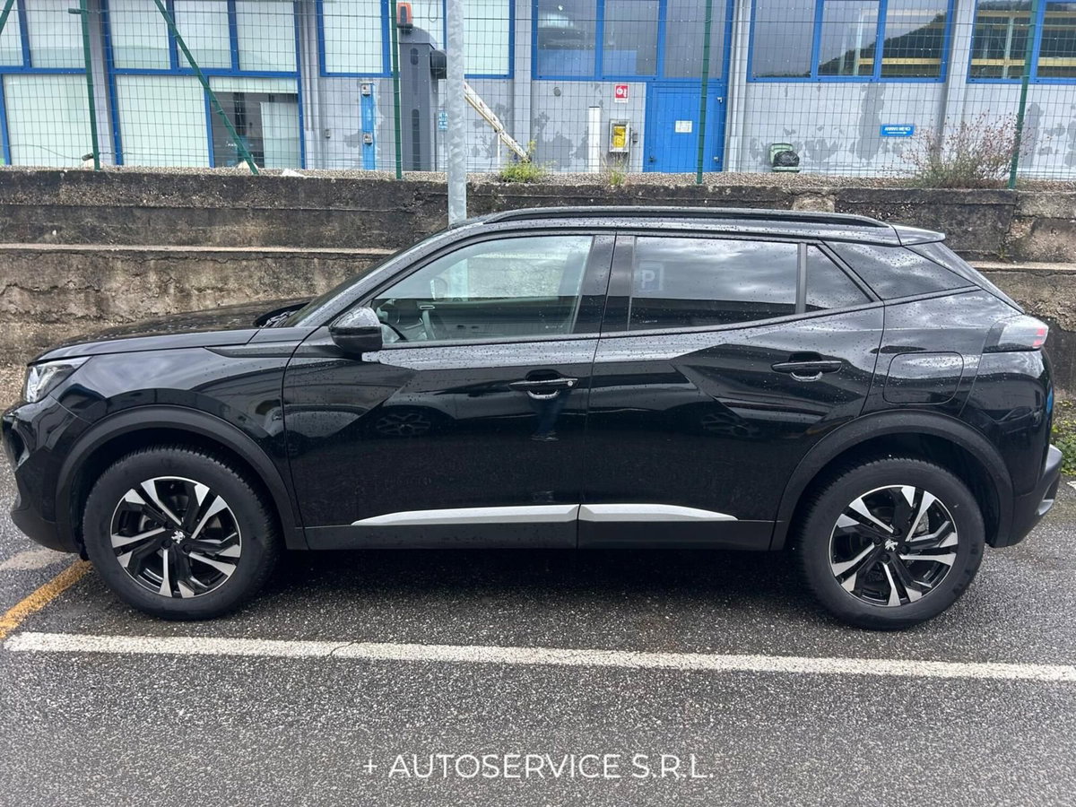 Peugeot 2008 1.2 turbo Allure 100cv (20)