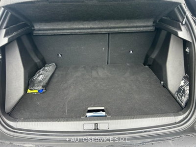 Peugeot 2008 1.2 turbo Allure 100cv (5)