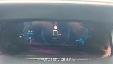 Peugeot 2008 1.2 turbo Allure 100cv (9)