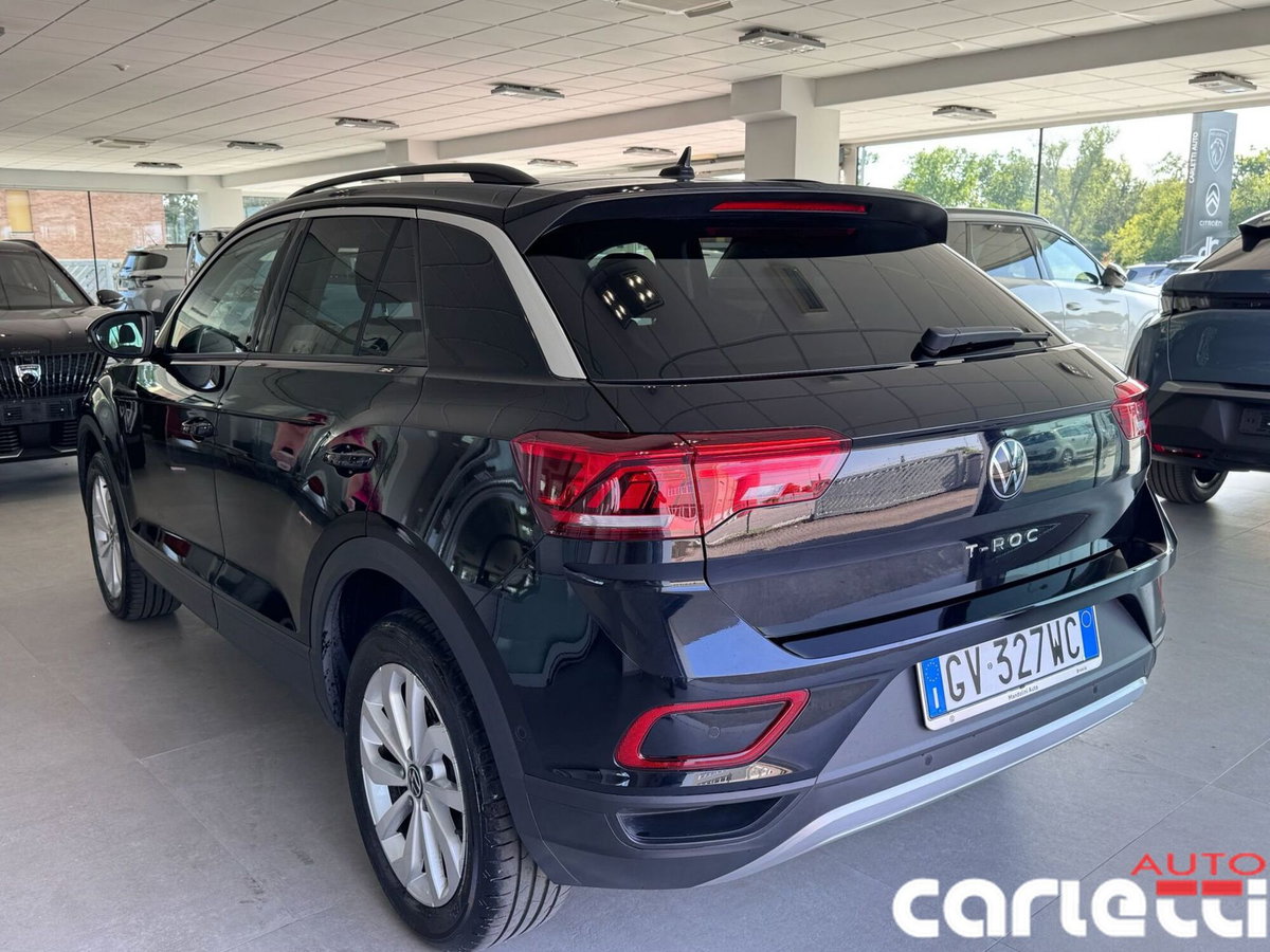Volkswagen T-Roc 1.0 TSI Style (10)
