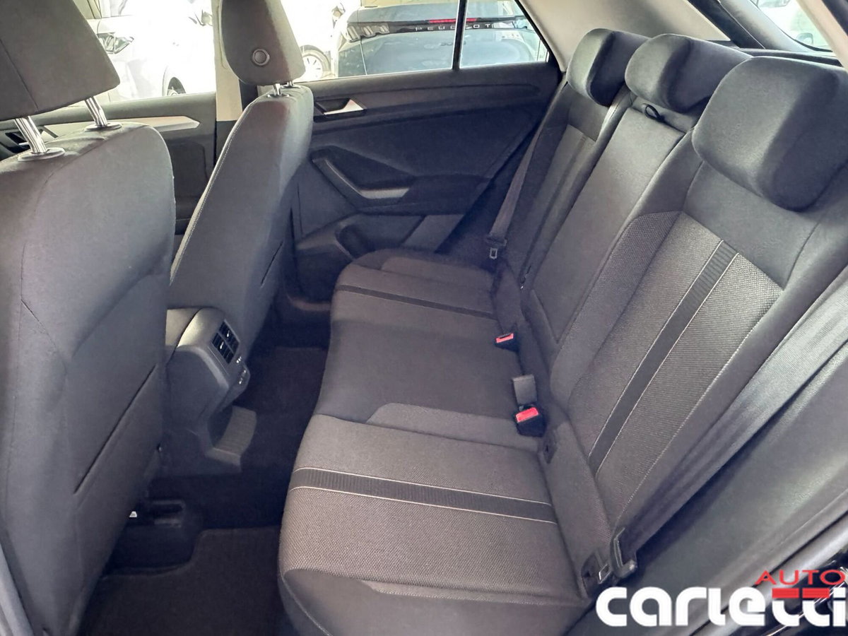 Volkswagen T-Roc 1.0 TSI Style (14)