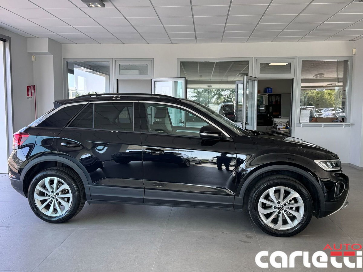 Volkswagen T-Roc 1.0 TSI Style (18)