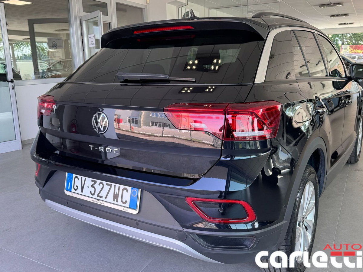 Volkswagen T-Roc 1.0 TSI Style (8)