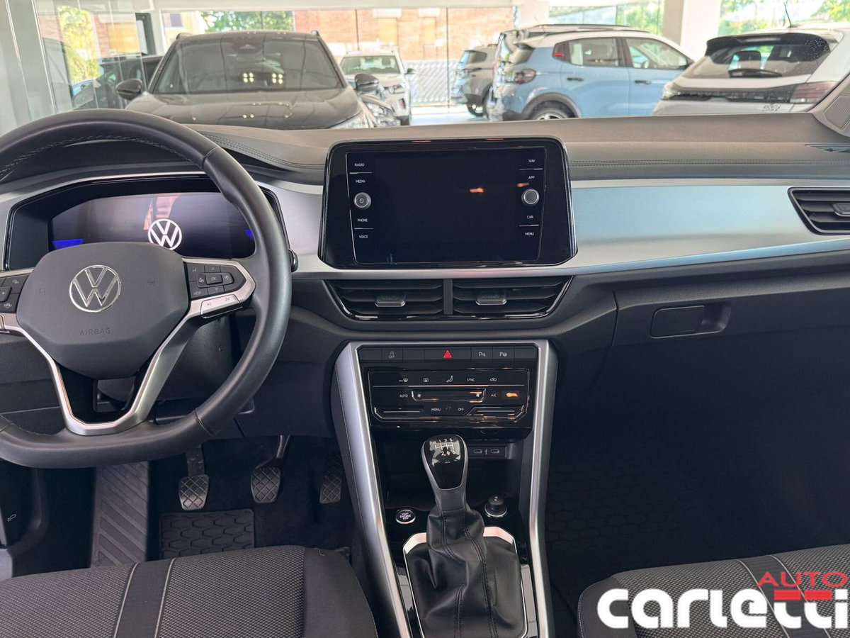 Volkswagen T-Roc 1.0 TSI Style (9)
