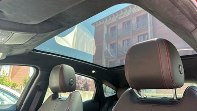Jaguar E-Pace 2.0D 180 CV AWD aut. First Edition (9)