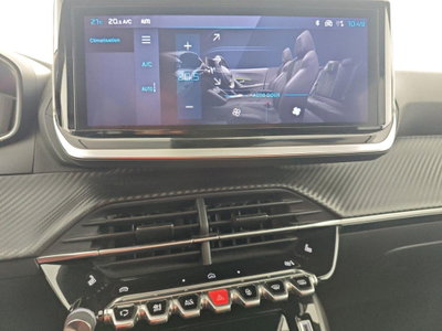Peugeot 2008 PureTech 100 S&S Allure (18)